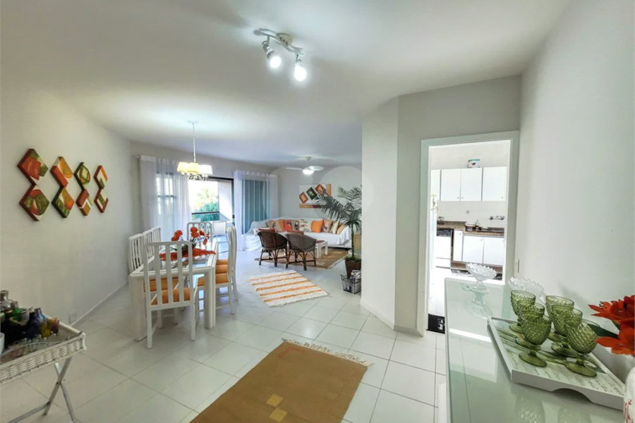 Apartamento à venda com 5 quartos, sendo 3 suítes,  em Riviera de São Lourenço, Bertioga, SP