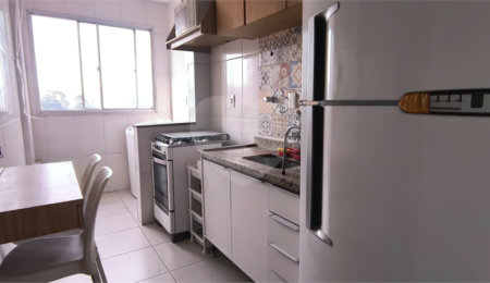 Apartamento à venda com 2 quartos em Jardim Ivana, São Paulo, SP