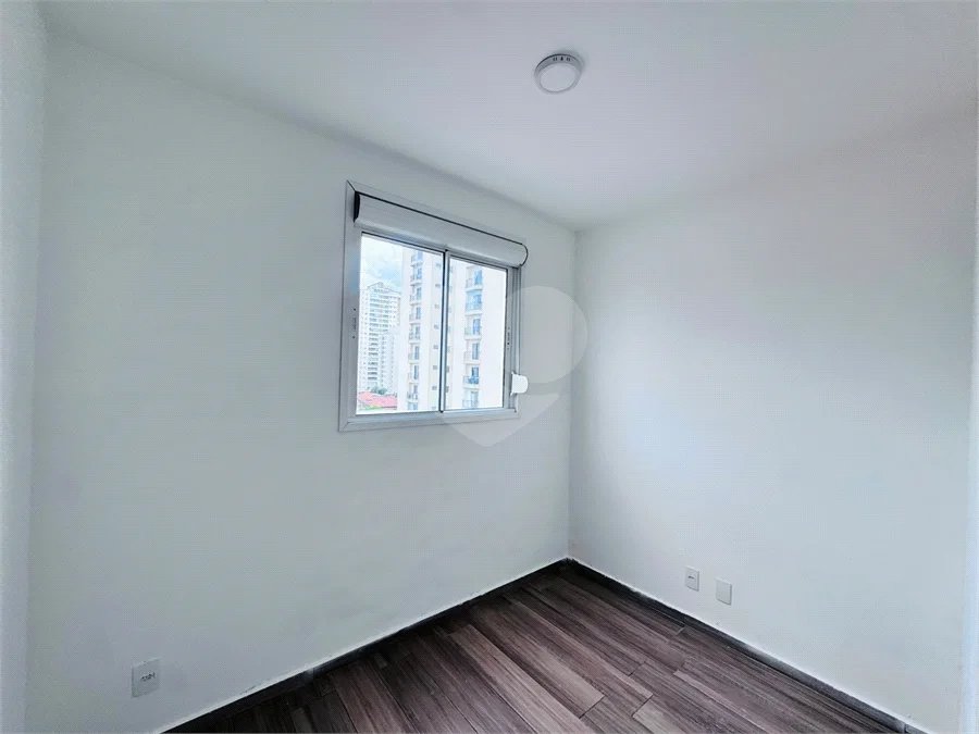 Apartamento para locação com 2 quartos e 1 vaga no Condomínio Inova, na Vila Rosália, em Guarulhos.