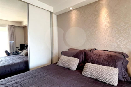 Apartamento porteira fechada com vista para a Ponte Estaiada no Campo Belo