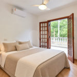 Casa à venda com 3 quartos, sendo 2 suítes,  em Interlagos, São Paulo, SP