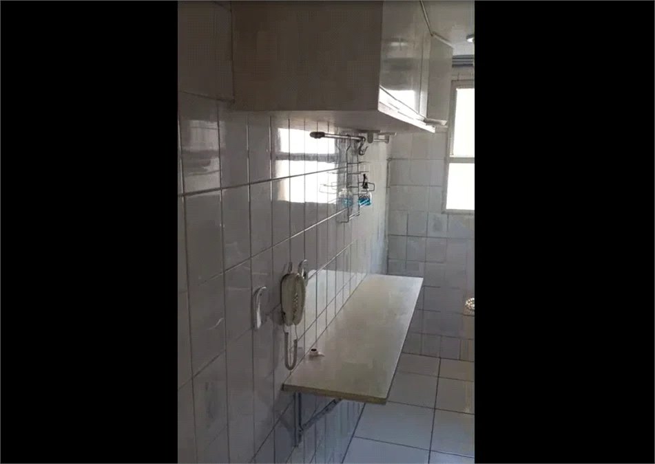 Apartamento para alugar com 2 quartos em Jardim da Glória, Cotia - SP