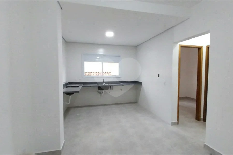 Apartamento novo Região Jardim do São Paulo com – 40 metros - 2 dormitórios - 1 banheiro, sala - cozinha e 1 vaga.