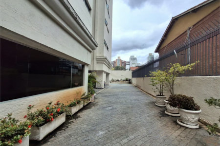 Apartamento a venda na Vila Clementino com dois dormitórios