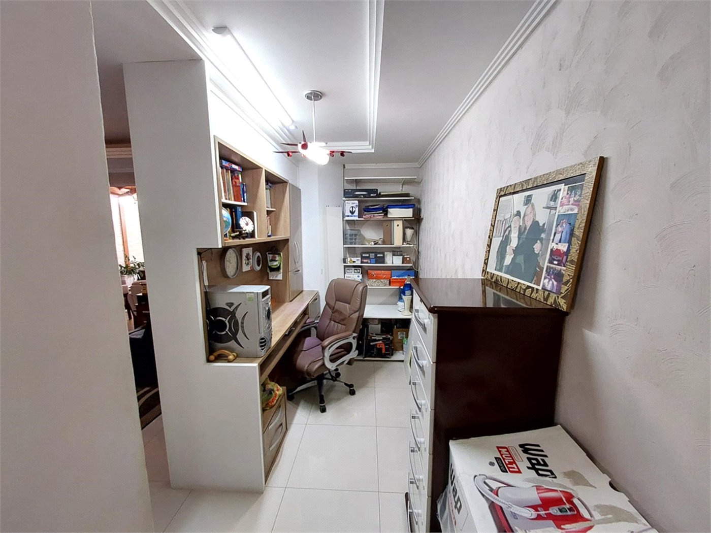Casa residencial com ponto comercial a venda no Centro