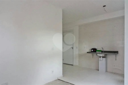 Apartamento com 30m², 1 dormitório, à venda na Freguesia do Ó.