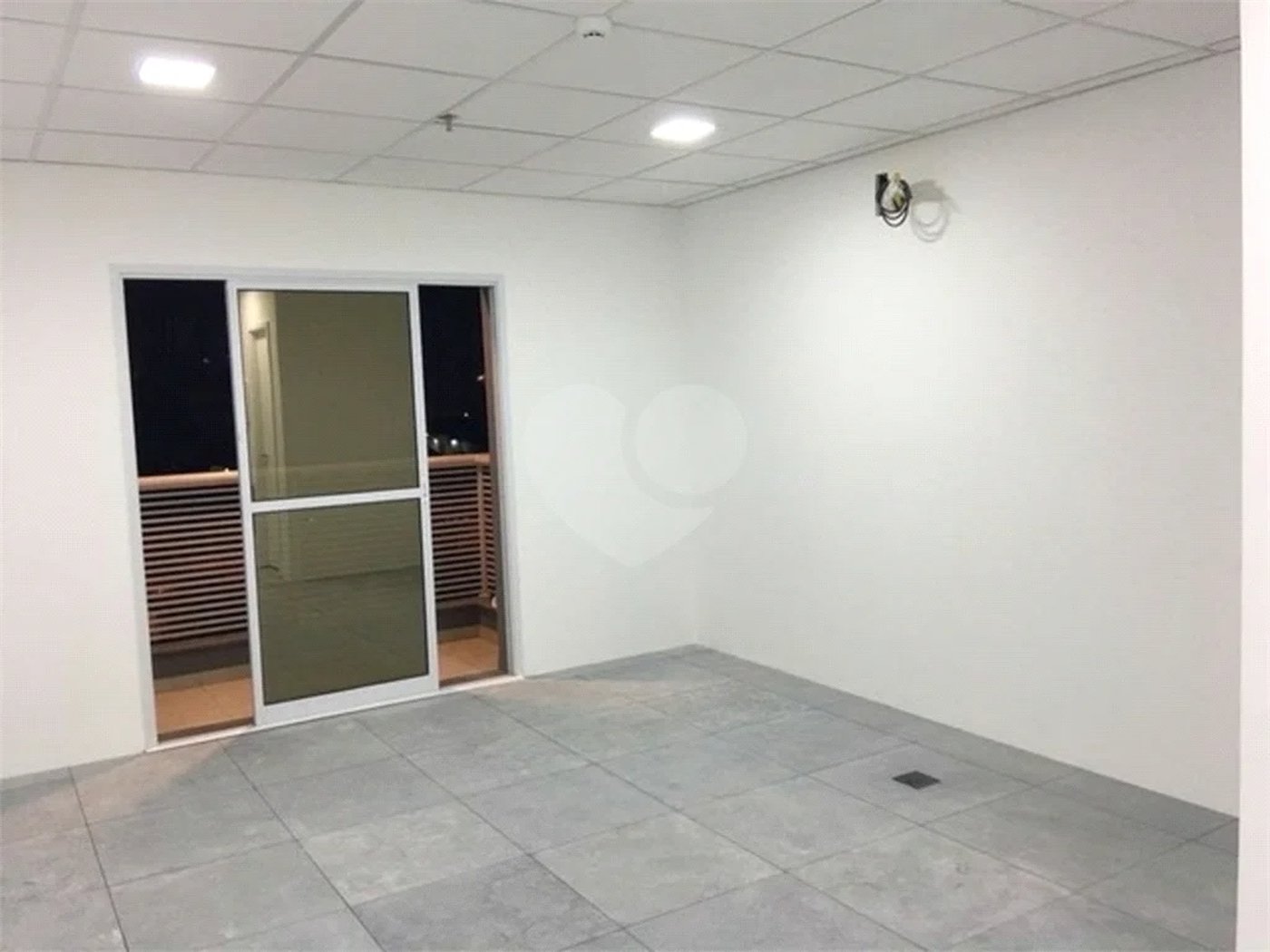 Sala comercial à venda na Vila Carrão, 26 m²