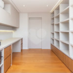 Apartamento - Vila Mariana - Alto Padrão - 3 Suítes - 4 Vagas - Venda / Compra - Próximo ao Metrô