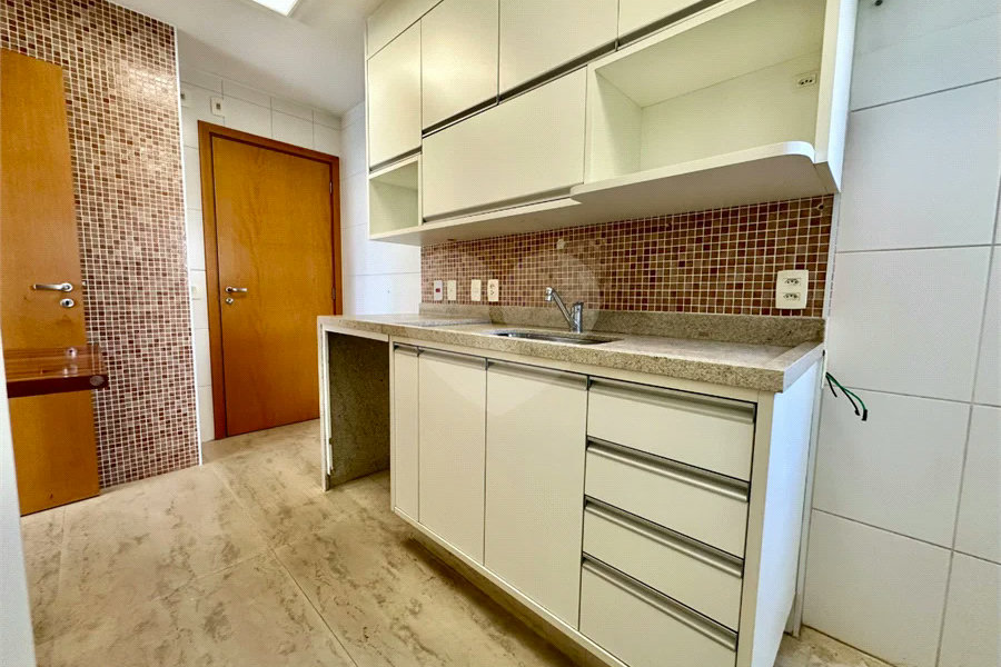 Apartamento para Locação na Vila Olímpia | 126 m² | 3 Suítes | 3 Vagas