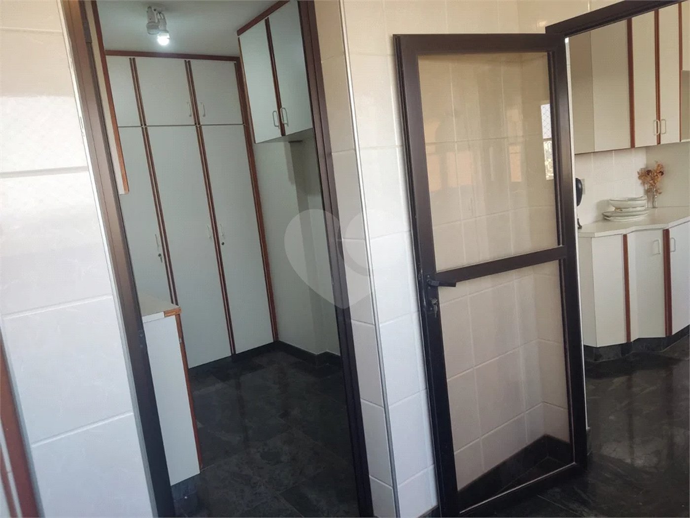 Apartamento para venda e locação no Bairro Vila Rezende em Piracicaba - SP.