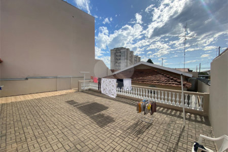 Casa térrea para venda, na Vila Marcelino.