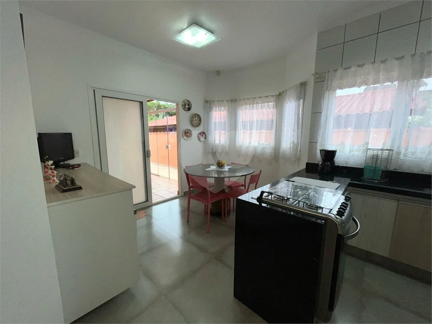 Casa à venda com 6 quartos, sendo 3 suítes, em Morada da Praia, Bertioga, SP