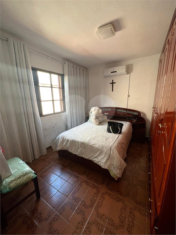 Casa residencial e comercial a venda com renda em Louveira-SP