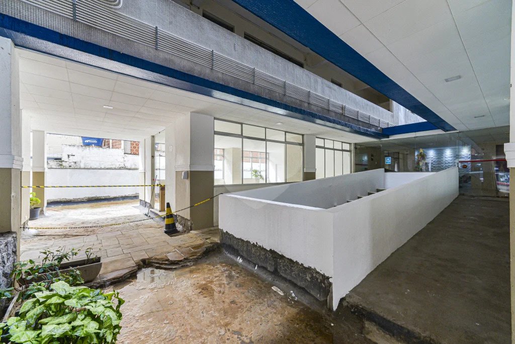 3 Quartos 0 Suites 2 Banheiros 0 Vagas 76 Área Útil 113 Área Total.