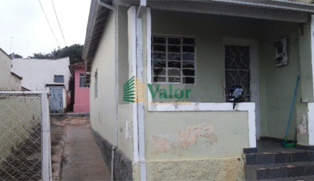 Casa à venda com 2 quartos em Jardim São Carlos, São Carlos, SP