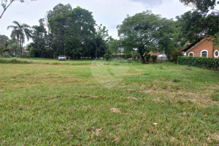 Loteamento Residencial no Condomínio Vila Pinhal do Broa