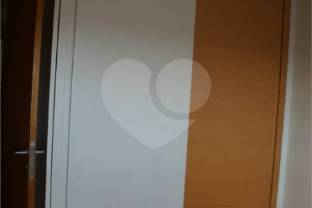 Apartamento de 142m² no Ipiranga com 3 dormitórios, 3 suítes e 3 vagas de garagem.