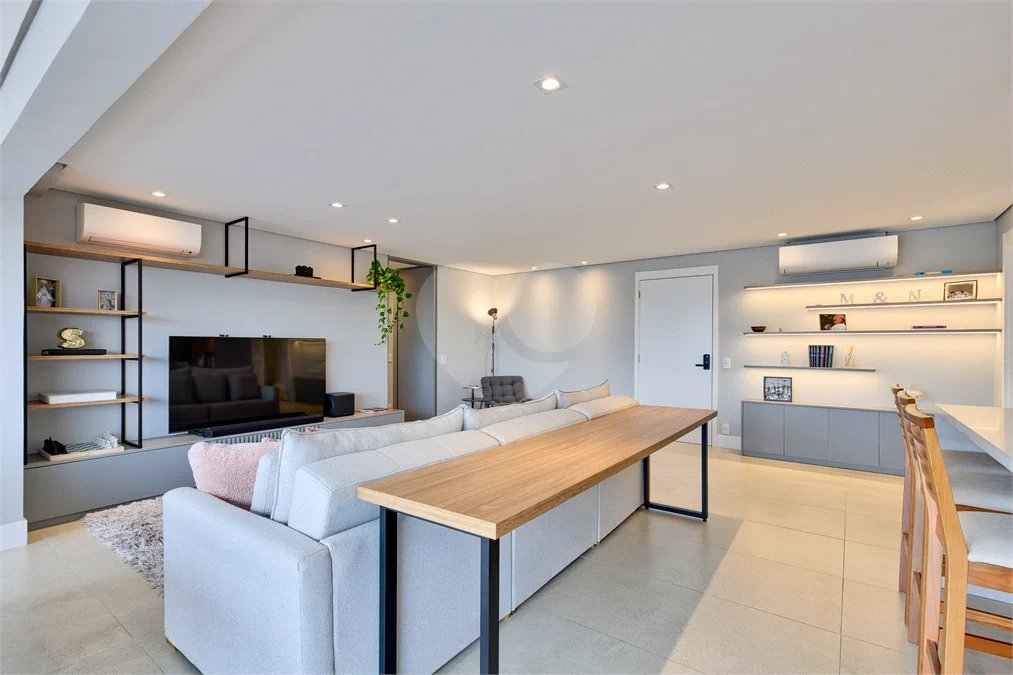 Apartamento à venda com 2 suítes em Santo Amaro, São Paulo, SP