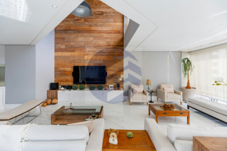 Duplex à venda com 3 quartos, sendo 3 suítes, em Vila Suzana 287m²