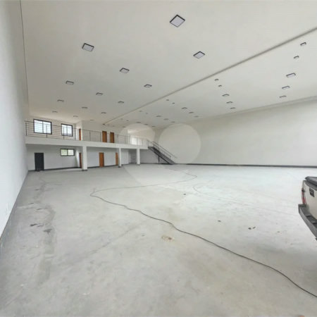 Prédio Comercial para Locação no Jardim Santo Antônio em Valinhos/SP