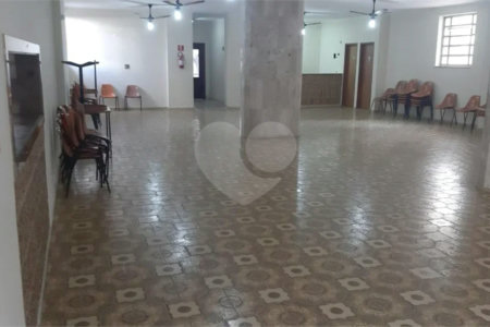 Apartamento à Venda | 327 m² | 4 dormitórios (1 suíte) | 2 vagas na Mooca!