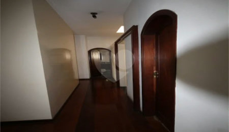 Casa à venda com 4 quartos, sendo 1 suíte,  no Centro, São João da Boa Vista, SP