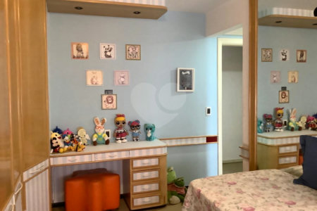 Apartamento na Mooca com 244 metros