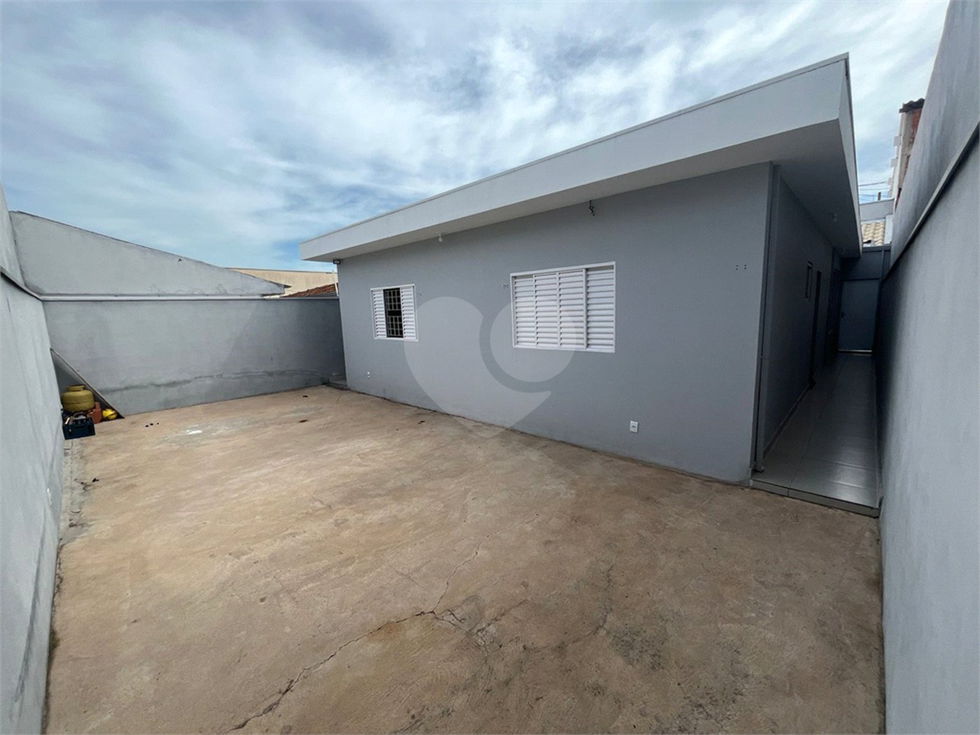 Casa à Venda no Aracy - Excelente Oportunidade!
