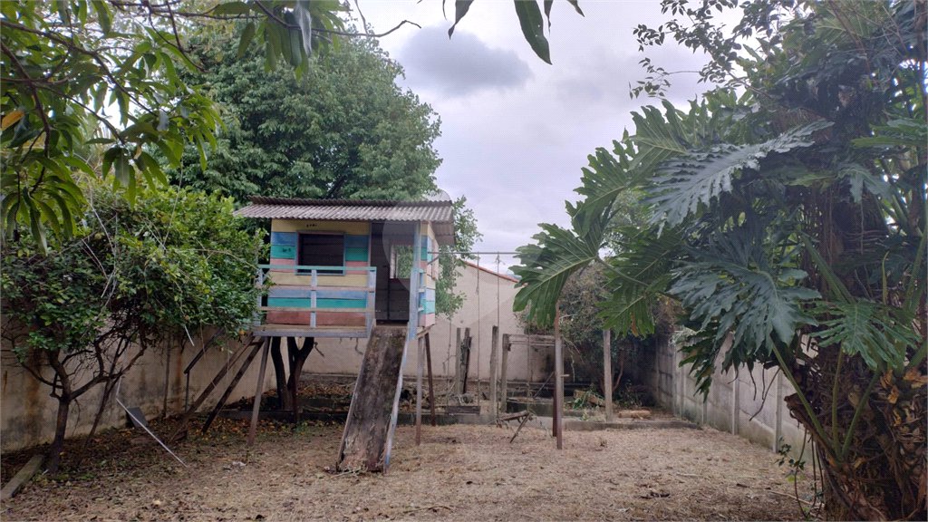 Terreno em Atibaia com 390 m² bairro Jardim dos Pinheiros e pronto para construir