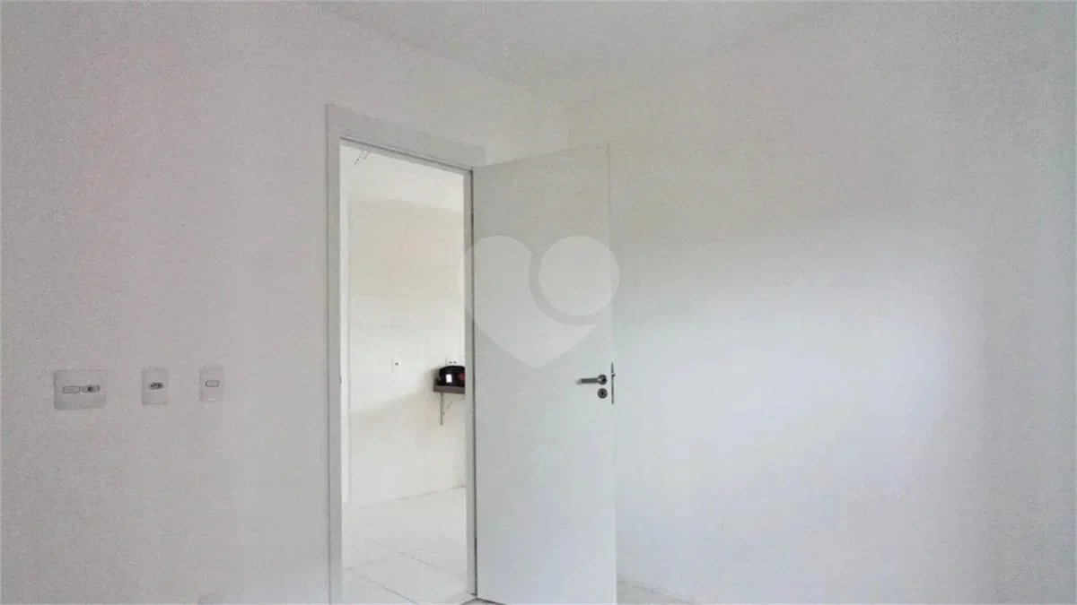 Apartamento com 30m², 1 dormitório, à venda na Freguesia do Ó.