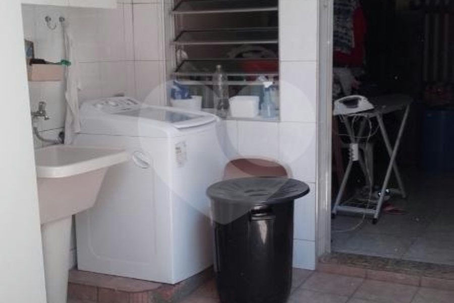 CASA 03 QUARTOS+01 ESCRITÓRIO+ DEPENDÊNCIA DE EMPREGADA COMPLETA - BAIRRO SANTANA!!!