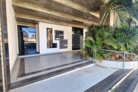 Sala Comercial à Venda no Edifício Luciano Zanollo – São Carlos/SP