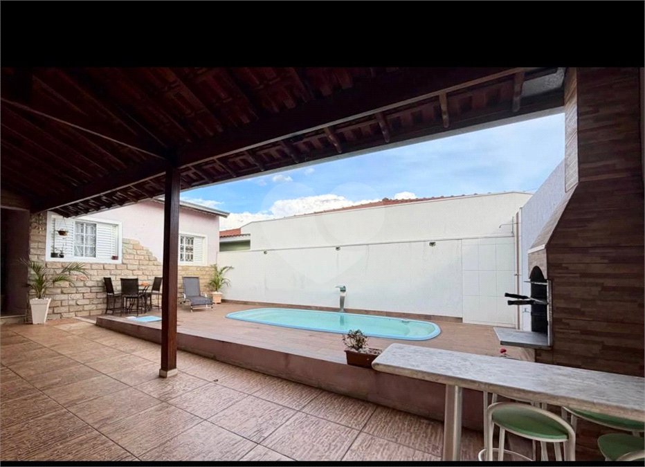 Casa à Venda – Parque Fehr