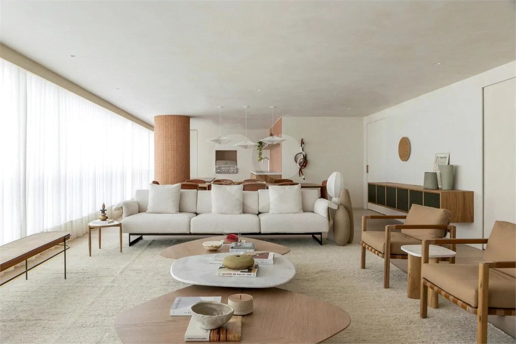 Apartamento à venda com 4 quartos, sendo 3 suítes,  em Itaim Bibi, São Paulo, SP