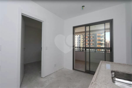 Studio à venda na V.Mariana - 30m2 - 350 metros metrô Paraíso
