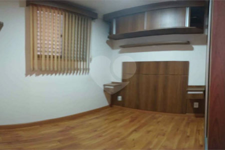 Apartamento no Res. Spazio Mont Royal