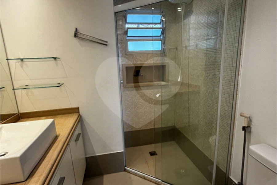 Apartamento com 86m² - 1 vaga - 3 dormts - a 1 km do metro Vila Madalena!