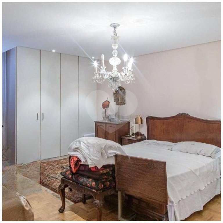 Apartamento com 3 quartos (1 suíte) à venda no Jardim Paulista