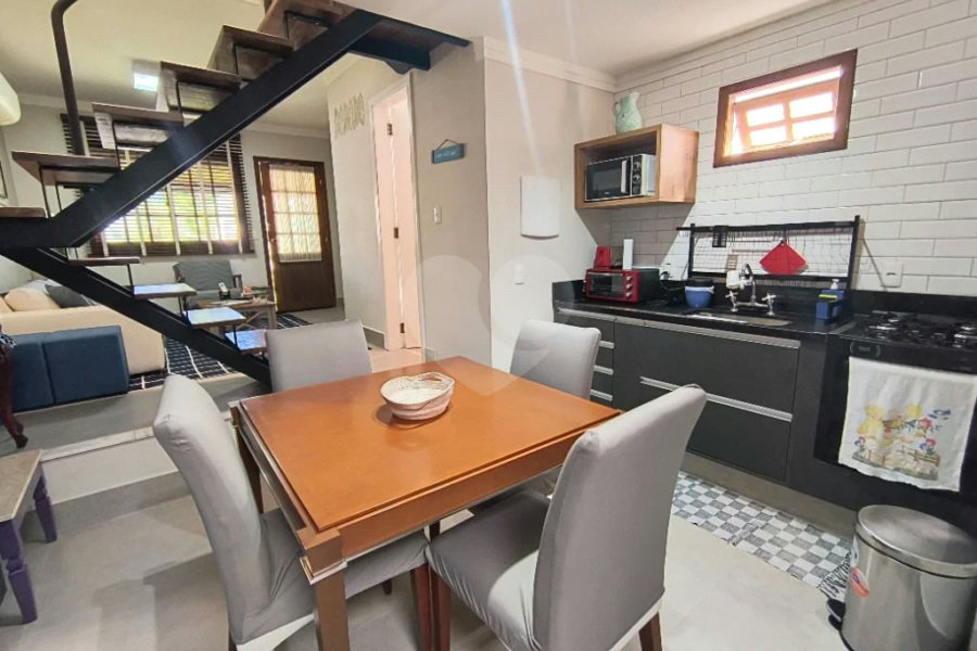 Villagio à venda com 2 quartos, sendo 1 suíte,  em Riviera de São Lourenço, Bertioga, SP