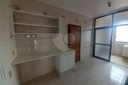 Apartamento para venda ou locação no Ed. Alexandre Previero