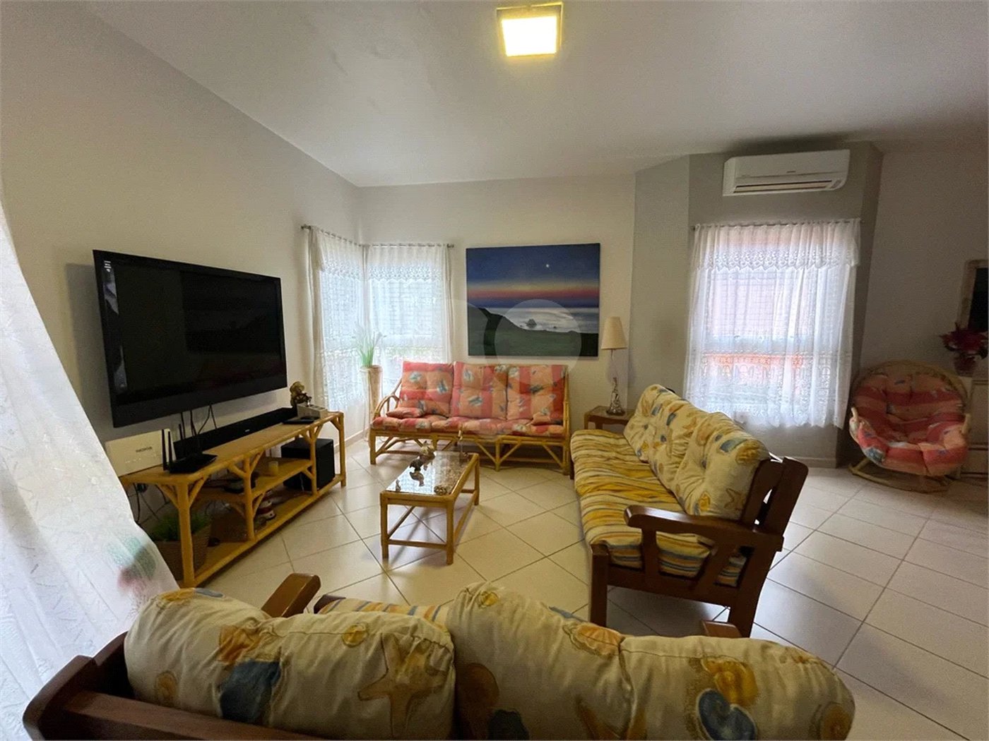 Casa à venda com 6 quartos, sendo 3 suítes, em Morada da Praia, Bertioga, SP