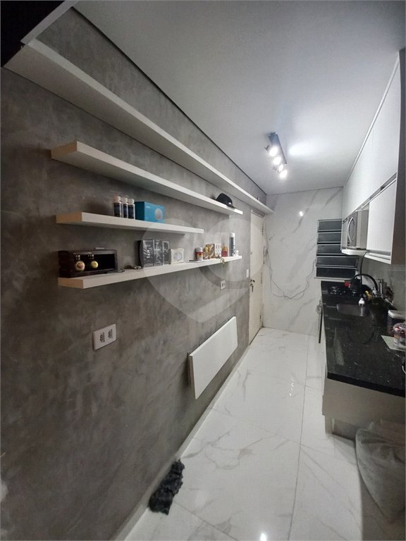 Apartamento à venda no bairro Bela Vista.