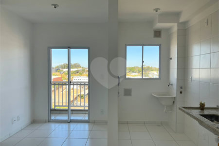 Apartamento no Condomínio Parque das Acácias.