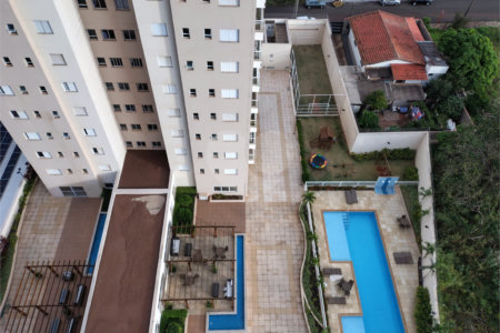 Apartamento com condomínio de clube 3 Dormitórios e 1 Suíte