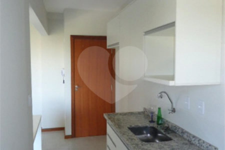 Apartamento no Condomínio Via Campus.