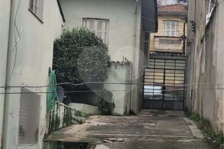 Terreno 500m² – Oportunidade para Construção na Mooca à 10 Minutos do Metrô Bresser Mooca