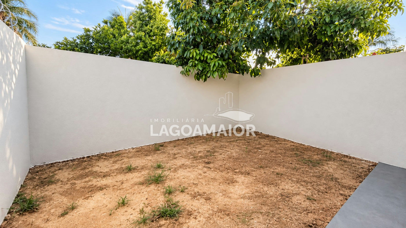 Casa à venda com 2 quartos, sendo 1 suíte, em Parque São Carlos, Três Lagoas - MS