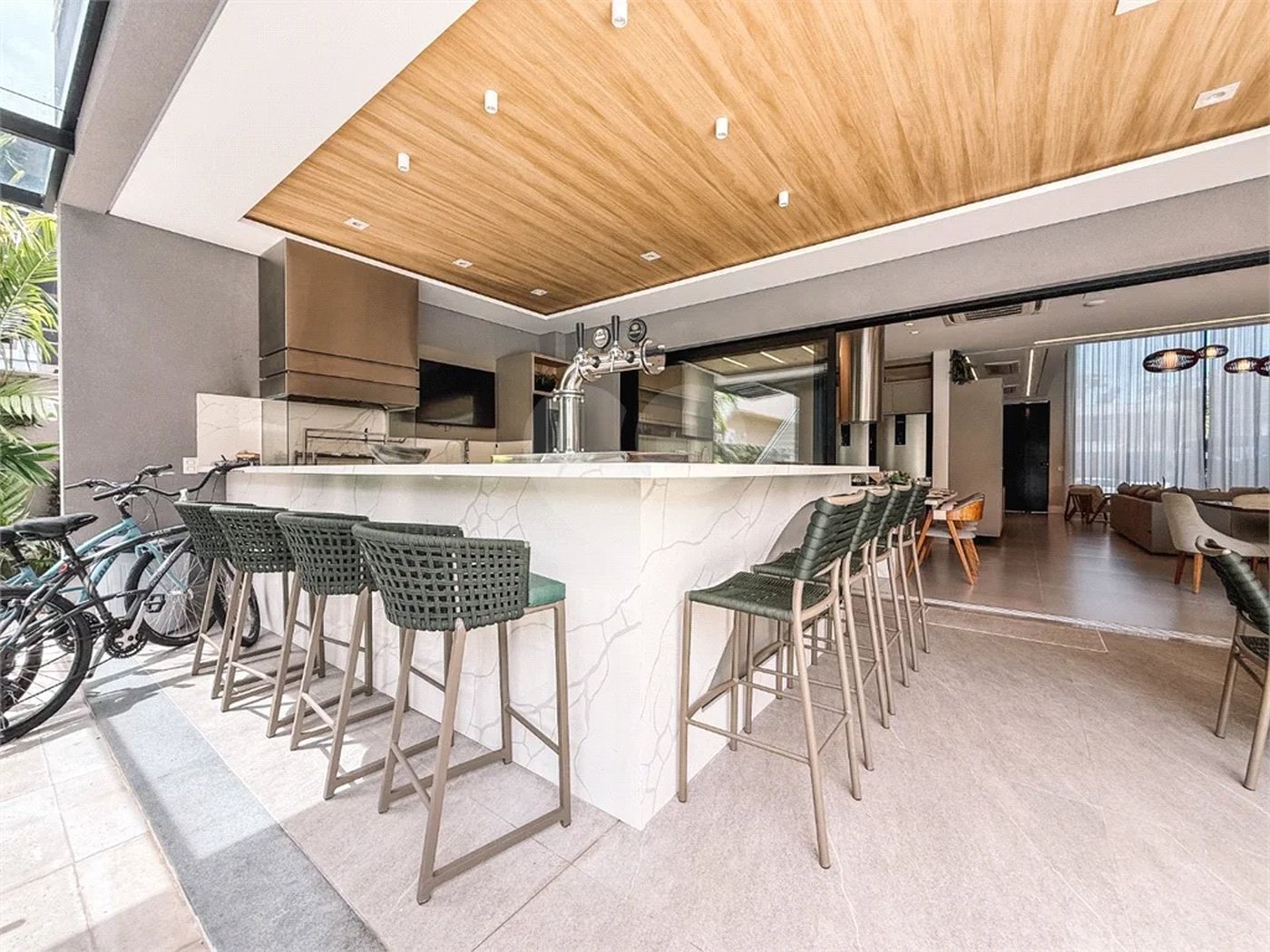 Casa à venda com 5 suítes em Riviera de São Lourenço, Bertioga, SP