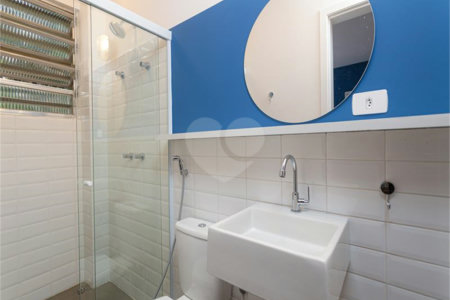 Excelente oportunidade para reformar e ficar com o apartamento dos seus sonhos!