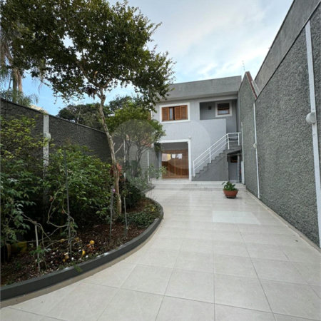 Sobrado a venda | 370m² | 3 dormitorios ( 3 suites) | 3 vagas na Saude